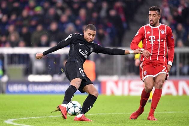 29 KYLIAN MBAPPE (psg) - 24 Corentin Tolisso (bay) FOOTBALL : Bayern Munich vs Paris SG - Ligue des Champions - 05 12 2017 AnthonyBIBARD FEP Panoramic 