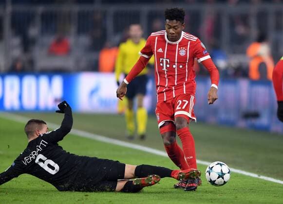 FOOTBALL CHAMPIONS LEAGUE SEASON 2017 2018 GROUP PHASE FC Bayern Muenchen Paris Saint Germain 05 12 2017 Marco Verratti left Paris Saint Germain against David Alaba re FC Bayern Muenchen Muenchen