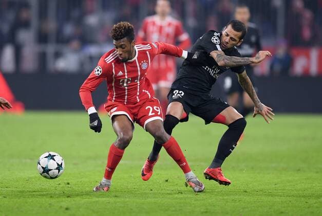 FOOTBALL CHAMPIONS LEAGUE SEASON 2017 2018 GROUP PHASE FC Bayern Muenchen Paris Saint Germain 05 12 2017 Kingsley Coman li FC Bayern Muenchen v Dani Alves re Paris Saint Germain Muenchen