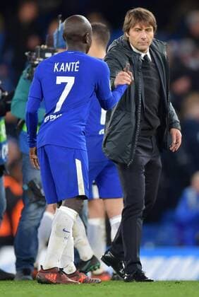 Chelsea v Atletico Madrid UEFA Champions League Ngolo Kant? and Antonio Conte manager of Chelsea shake hands at the end of the UEFA Champions League match at Stamford Bridge, London Content Not Available For UK Newspapers Copyright: xSimonxDaelx FIL-11053-0039