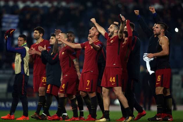 05.12.2017 Rome, Italy, Olimpic Stadium: As Roma team celebrates the victory at end of the Uefa Champions League match between As Roma vs Qarabag .  Copyright: xmarcoxiacobuccix xIPAx xMarcoxIacobuccix
