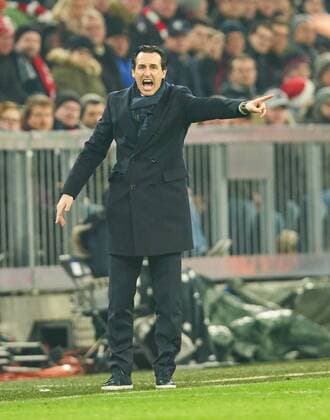 Unai EMERY PSG Trainer gestures and gives instructions Action Single image Gestures Gestures Gestures Mimiks Gestures show Individual action FC BAYERN MUENCHEN PARIS SG 3 1 Group stage Rückspiel Soccer UEFA Champions League Munich 05 12 2017 CL Season 2017 2018 FCB SG Paris