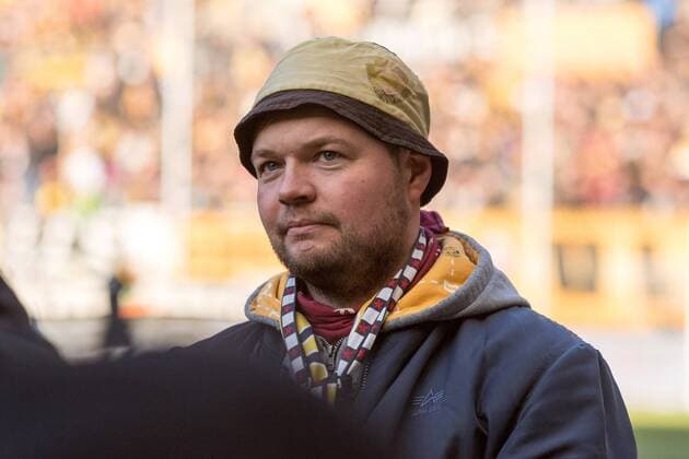 Stefan Lehmann before his last Game as Capo 2 Bundesliga 16 Round Sunday 03 12 2017 SG Dynamo Dresden FC Erzgebirge Aue 4 0 Foto Steffen Kuttner SG Dynamo Dresden vs FC Erzgebirge Aue