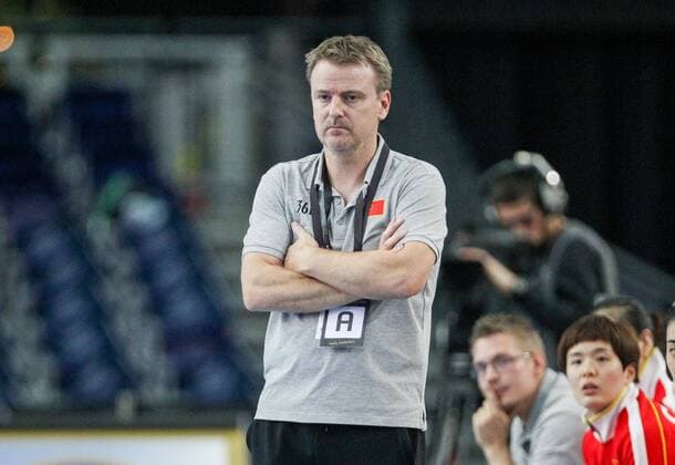 Germany China Handball Women World Cup Leipzig 06 12 2017 Arena Leipzig World Cup 2017 Handball Women Preliminary Group D Germany GER vs Peoples Republic of China CHN Pictured coach Jesper HOLMRIS China