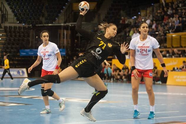 GER IHF World Cup 2017 Tunisia TUN vs Montenegro MNE 06 12 2017 EWE Arena Oldenburg Germany 23 IHF World Championship 2017 Womens first round Group C Tunisia vs Montenegro in picture Fatma BOURI DO 7 Ines KHOUILDI DO 24 Bobana KLIKOVAC MNE 71 Nordphotox xRojahn nph00300