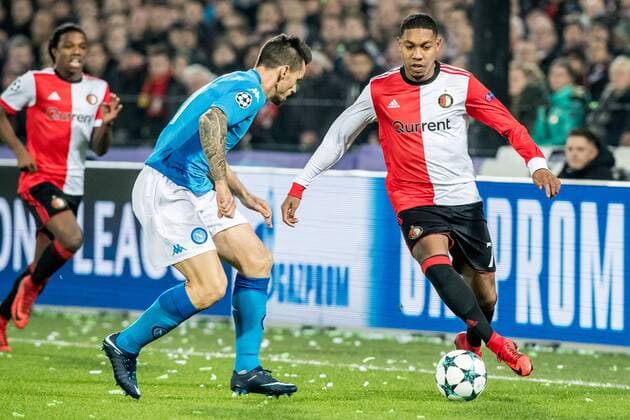 ROTTERDAM - Feyenoord - Napoli , Voetbal , Seizoen 2017 2018 , Champions League , Stadion Feijenoord de Kuip , 06-12-2017 , Feyenoord speler Jean-Paul Boetius (r) in duel met Napoli speler Christian Maggio (l) Feyenoord - Napoli  x1848217x