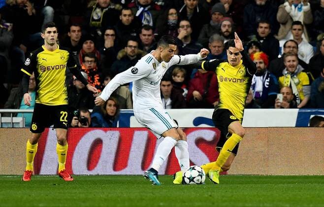 06 12 2017 xfux Football Champions League Real Madrid Borussia Dortmund emspor v Cristiano Ronaldo Real Madrid Marc Bartra Borussia Dortmund Goal scored the goal to 2 0 Madrid