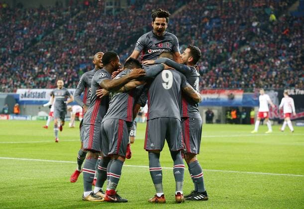 Alvaro Negredo 9 1 0 Joy Emotion Cheering Jubilation after 1 0 Sport Football Soccer UEFA CL Championsleague Mens Season 2017 2018 06 12 2017 RB Leipzig RBL vs Besiktas Istanbul