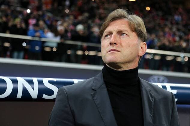 GER UEFA Champions League preliminary round RasenBallsport Leipzig vs Besiktas Istanbul 06 12 17 Leipzig Red Bull Arena GER season 2017 2018 UEFA Champions League group G RasenBallsport Leipzig vs Besiktas Istanbul in picture Coach Ralph Hasenhüttl Leipzig