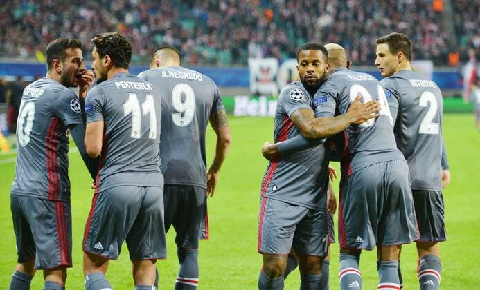 Besiktas celebrates the 1 0 RB Leipzig vs Besiktas Istanbul Soccer Champions League 06 12 2017 Leipzig Copyright: xEibner-Pressefoto BertxHarzerx EP_BHR
