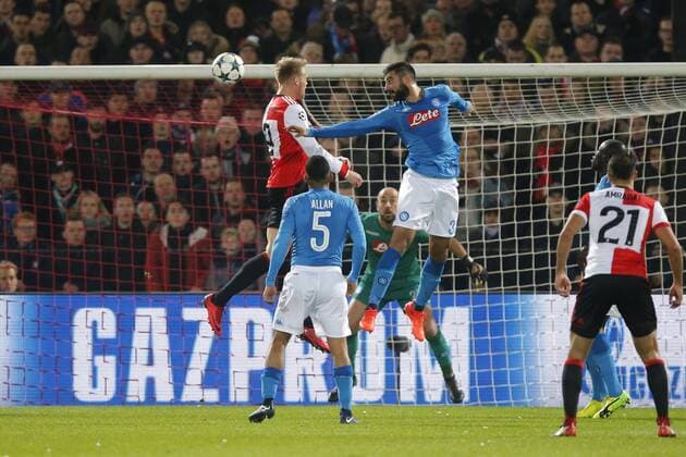 (l-r) Nicolai Jorgensen of Feyenoord, Allan Marques Loureiro of SSC Napoli, Raul Albiol of SSC Napoli during the UEFA Champions League group F match between Feyenoord Rotterdam and SSC Napoli at the Kuip on December 06, 2017 in Rotterdam, The Netherlands UEFA Champions League 2017 2018 xVIxVIxImagesx xTomxBodexMultimediaxIVx 9501685