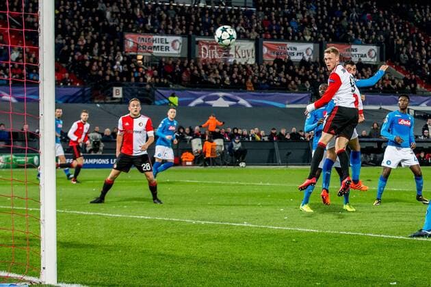ROTTERDAM - Feyenoord - Napoli , Voetbal , Seizoen 2017 2018 , Champions League , Stadion Feijenoord de Kuip , 06-12-2017 , Feyenoord speler Nicolai Jorgensen scoort de 1-1 Feyenoord - Napoli  x1848303x