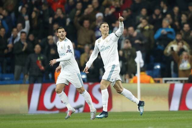 (L-R) Theo Hernandez of Real Madrid, Cristiano Ronaldo of Real Madrid during the UEFA Champions League group H match between Real Madrid and Borussia Dortmund on December 06, 2017 at the Santiago Bernabeu stadium in Madrid, Spain. UEFA Champions League 2017 2018 xVIxVIxImagesx xMauricexvanxSteenxIVx 9502074