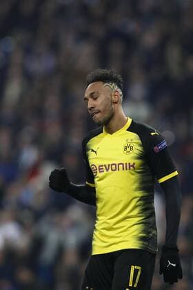 Borussia Dortmund s Pierre Emericj Aubameyang jubilates his second goal during the UEFA Champions League 6th round groups phase match between Real Madrid and Borja Mayoral at the Santiago Berbabeu stadium in Madrid, Spain, 06 December 2017. Real Madrid vs. Borussia Dortmund !ACHTUNG: NUR REDAKTIONELLE NUTZUNG!  Copyright: xJavierxLizonx MAD045 20171206-636481948222240923