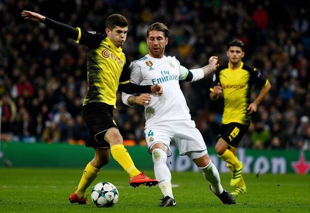 06 12 2017 xfux Football Champions League Real Madrid Borussia Dortmund emspor v l Christian Pulisic Borussia Dortmund Sergio Ramos Real Madrid Madrid