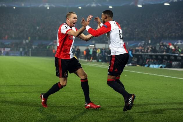 (l-r) Sven van Beek of Feyenoord, Jeremiah St. Juste of Feyenoord during the UEFA Champions League group F match between Feyenoord Rotterdam and SSC Napoli at the Kuip on December 06, 2017 in Rotterdam, The Netherlands UEFA Champions League 2017 2018 xVIxVIxImagesx xTomxBodexMultimediaxIVx 9503077