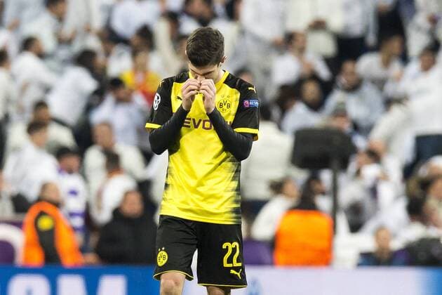 Fußball: Champions League, Saison 2017 2018, Gruppenphase, Gruppe H, Real Madrid - Borussia Dortmund am 06.12.2017 im Estadio Santiago Bernabeu in Madrid (Spanien). Dortmunds Christian Pulisic schlägt die Hände vor das Gesicht. Copyright: xKirchner DavidxInderliedx