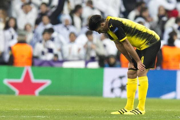 Fußball: Champions League, Saison 2017 2018, Gruppenphase, Gruppe H, Real Madrid - Borussia Dortmund am 06.12.2017 im Estadio Santiago Bernabeu in Madrid (Spanien). Dortmunds Mahmoud Dahoud steht enttäuscht auf dem Spielfeld. Copyright: xKirchner DavidxInderliedx