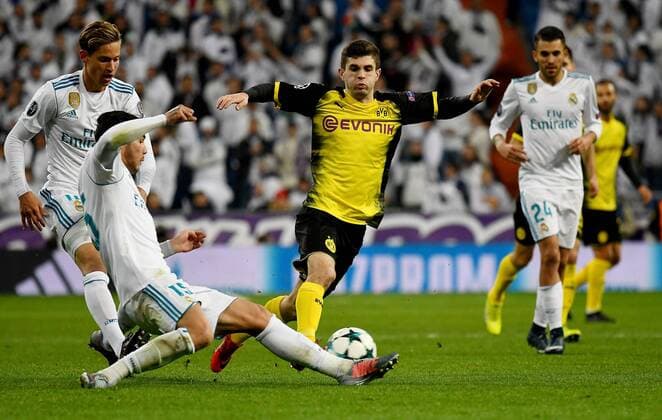 06 12 2017 xfux Football Champions League Real Madrid Borussia Dortmund emspor v Theo Hernandez Real Madrid Christian Pulisic Borussia Dortmund Madrid