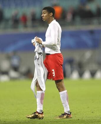Photo loser Bernardo Leipzig after the final whistle Football UEFA Champions League on Wed 06 12 2017 Group match RB Leipzig Besiktas Istanbul 1 2