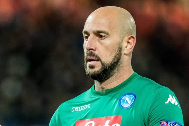 ROTTERDAM - Feyenoord - Napoli , Voetbal , Seizoen 2017 2018 , Champions League , Stadion Feijenoord de Kuip , 06-12-2017 , eindstand 2-1 , Napoli keeper Pepe Reina Feyenoord - Napoli  x1848937x