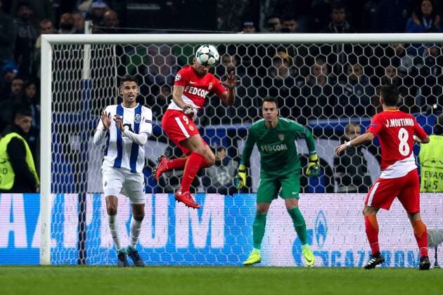 Fußball, CL, FC Porto - AS Monaco December 6, 2017 - Porto, Porto, Portugal - Radamel Falcao forward of AS Monaco FC (C) in action during the UEFA Champions League Group G match between FC Porto and AS Monaco FC at Dragao Stadium on December 6, 2017 in Porto, Portugal. FC Porto v AS Monaco - UEFA Champions League  - ZUMAn230 20171206_zaa_n230_354 Copyright: xDpix
