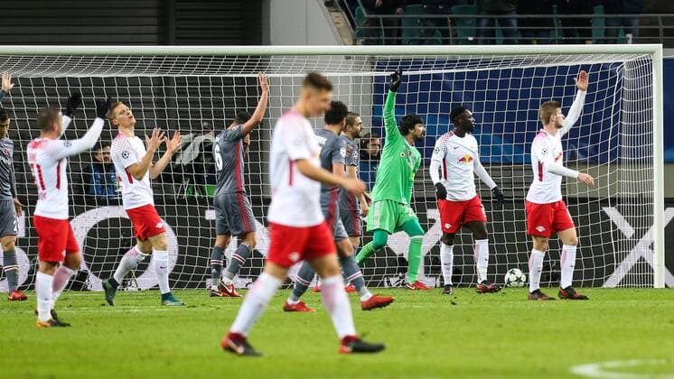 Jean Kevin Augustin RB Leipzig meets at 1 1 The goal will not be given Group match G Champions League Season 2017 2018 RasenBallsport Leipzig vs Besiktas Istanbul at the RB Arena in Leipzig Action Germany Football Mann Manner 06 12 2017