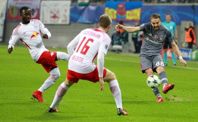GER UEFA Champions League preliminary round RasenBallsport Leipzig vs Besiktas Istanbul 06 12 17 Leipzig Red Bull Arena GER season 2017 2018 UEFA Champions League group G RasenBallsport Leipzig vs Besiktas Istanbul in picture Naby Deco Keita and Lukas Klostermann Leipzig vs. Caner Erkin Besiktas