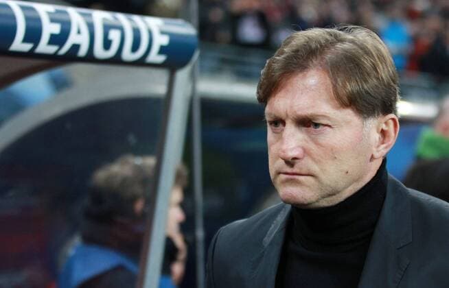 GER UEFA Champions League preliminary round RasenBallsport Leipzig vs Besiktas Istanbul 06 12 17 Leipzig Red Bull Arena GER season 2017 2018 UEFA Champions League group G RasenBallsport Leipzig vs Besiktas Istanbul in picture Coach Ralph Hasenhüttl Leipzig