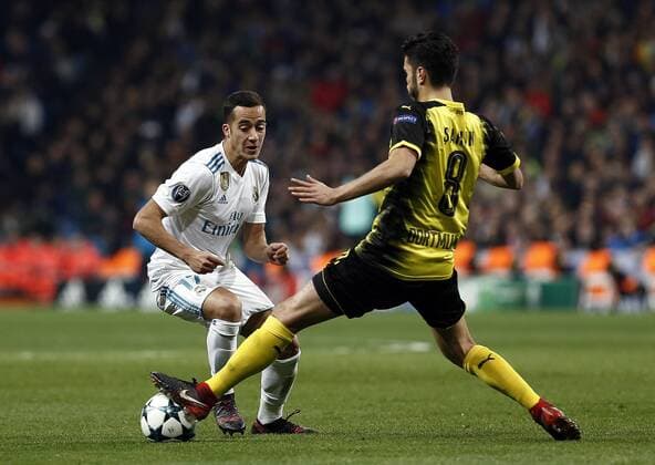 December 6, 2017 - Madrid, Spain - Lucas Vazquez of Real Madrid during the UEFA Champions League group H match between Real Madrid and Borussia Dortmund at Santiago Bernabeu. Soccer 2017: Real Madrid 3:2 Dortmund - ZUMAs197 20171206_zaa_s197_073 Copyright: xManu_reinox