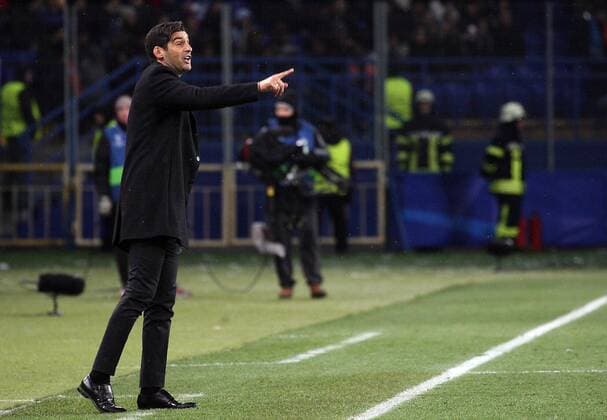 Head coach of FC Shakhtar Donetsk Paulo Fonseca shouts orders from the sideline during the UEFA Champions League Group F match against Manchester City FC at the Metalist Stadium in Kharkiv, northeastern Ukraine, December 6, 2017. Ukrinform. KHARKIV. FC Shakhtar Donetsk has beaten Manchester City FC 2-1 in the UEFA Champions League Group F match at Kharkiv s Metalist Stadium. Pitmen?s midfielder Bernard and defender Ismaily put their team in the lead in the first half (26?, 32? respectively). The visitors managed to score in added time when Manchester City?s forward Sergio Aguero took a successful penalty kick. Thus, FC Shakhtar Donetsk secured the second place in Group F and put an end to a winning streak of Manchester City FC this season. To celebrate his team?s victory, coach Paulo Fonseca appeared at the post-match news conference dressed as Zorro. The Shakhtar manager fulfilled his promise he had made if the Ukrainian champions reached the knockout stage of the Champions League. Shakhtar defeats Manchester City in Kharkiv  Copyright: xDanilxShamkinx