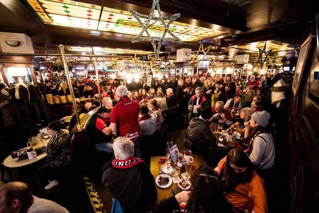 171207 Östersunds most trusted supporters gather at the Alt Berliner Biersalon pub and upload for the football match in the Europa League between Hertha Berlin and Östersund on December 7, 2017 in Berlin  Copyright: PETTERxARVIDSON BB171207PA008