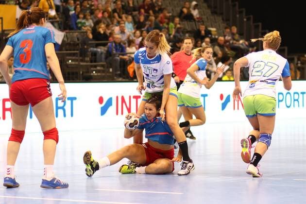 Ana Abina Slovenia in the match Paraguay vs Slovenia Handball Women World Cup 07 12 2017 Trier Copyright: xWeissx Eibner-Pressefotox EP_rws