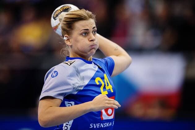 171207 Swedens Nathalie Hagman in the match between Sweden and Argentina during the World Cup on 7 December 2017 in Bietigheim Bissingen  Copyright: CARLxSANDIN BB171207CS010