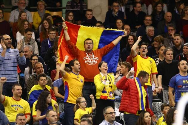 Rumanian fans Romania vs Angola IHF Women Handball World Cup 07 12 2017 Photographer Neis Eibner Trier Copyright: xNeisx Eibner-Pressefotox EP_ans