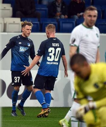 07 12 2017 xhbx Football Europe League TSG 1899 Hoffenheim Rasgrad emspor v l Torjubel Goal celebration celebrate the goal 1 0 Robin Hack TSG 1899 Hoffenheim Philipp Ochs TSG 1899 Hoffenheim Sinsheim
