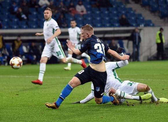 07 12 2017 xhbx Football Europe League TSG 1899 Hoffenheim Rasgrad emspor v l Philipp Ochs TSG 1899 Hoffenheim Igor Plastun Ludogorets Razgrad Sinsheim
