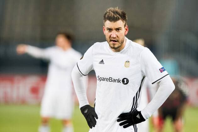 171207 Nicklas Bendtner of Rosenborg prepares for a penalty kick during the Europa League match between FK Vardar and Rosenborg on December 7, 2017 in Skopje Photo Jon Olav Nesvold BILDBYR N Code JE 160096  Copyright: JONxOLAVxNESVOLD BB171207BB938