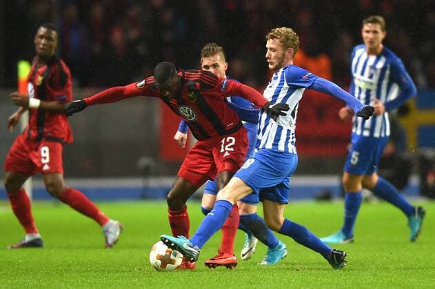 Soccer Men Season 2017 2018 UEFA Europa League Group J 6 Gameday Berlin Hertha BSC Ostersunds FK Ken Sema No 12 Ostersunds FK Peter Pekarik No 2 Hertha BSC Fabian Lustenberger No 28 Hertha BSC 07 12 17 Copyright: xMichaelxHundtx xMatthiasxKochx