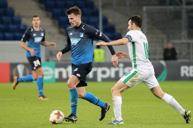 v li Havard Nordtveit Hoffenheim 6 Svetoslav Dyakov Razgrad 18 Action Action Game Scene Soccer UEFA Europa League TSG 1899 Hoffenheim PFK Ludogorez Razgrad 1945 xozx