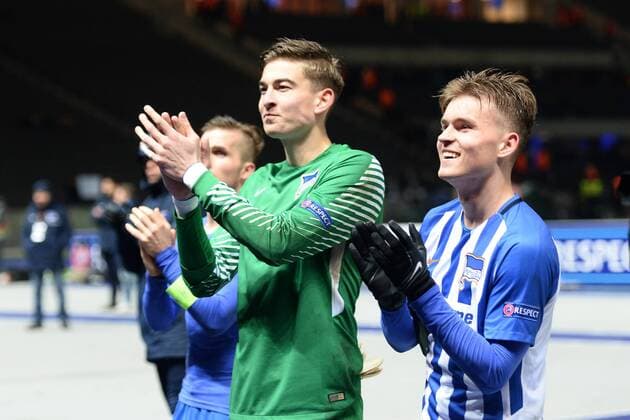 Football Mens Season 2017 2018 UEFA Europa League Group J 6 Gameday in Berlin Hertha BSC Östersunds FK Cheers after the Match TW Jonathan Klinsmann No. 33 Hertha BSC Maximilian Mittelstädt No. 17 Hertha BSC 07 12 17 Copyright: xMichaelxHundtx xMatthiasxKochx