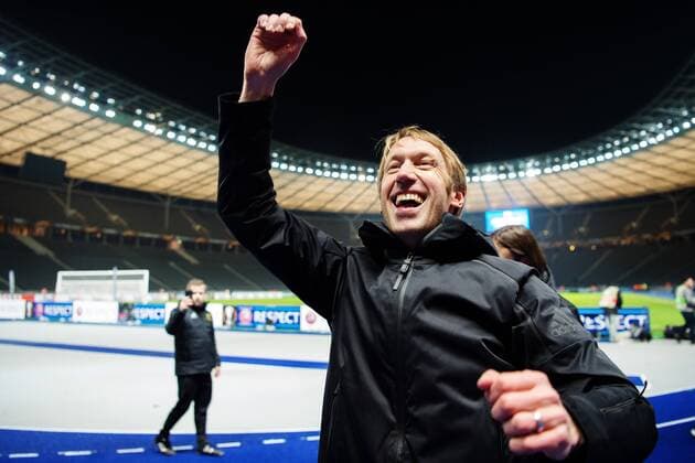 171207 Östersund coach Graham Potter celebrates the football match in the Europa League between Hertha Berlin and Östersund on December 7, 2017 in Berlin  Copyright: PETTERxARVIDSON BB171207PA097