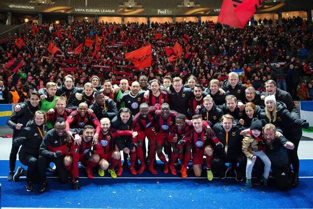 171207 Östersund players cheer for the football match in the Europa League between Hertha Berlin and Östersund on December 7, 2017 in Berlin  Copyright: PETTERxARVIDSON BB171207PA102