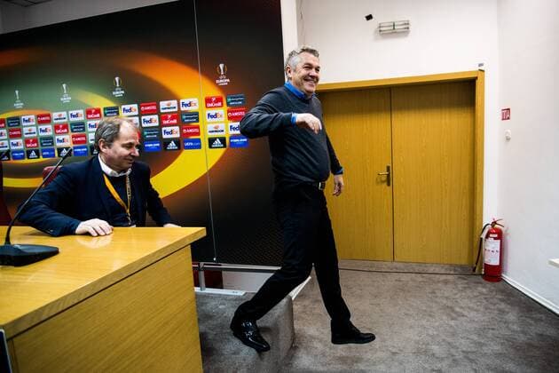 171207 Kare Ingebrigtsen head coach of Rosenborg leaves a short press conference with no questions after the European League match between FK Vardar and Rosenborg on December 7, 2017 in Skopje Photo Jon Olav Nesvold BILDBYR N Code JE 160096  Copyright: JONxOLAVxNESVOLD BB171207ZO020