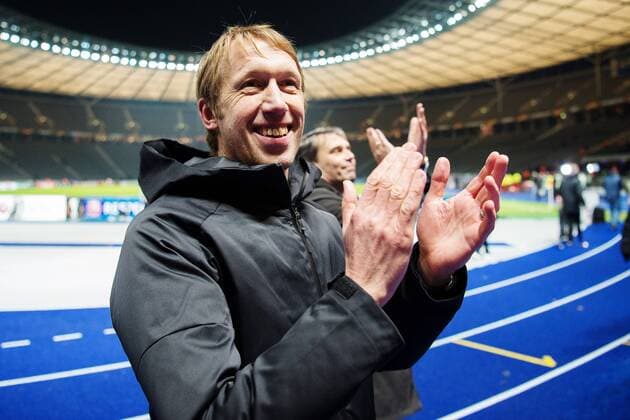 171207 Östersund coach Graham Potter celebrates the football match in the Europa League between Hertha Berlin and Östersund on December 7, 2017 in Berlin  Copyright: PETTERxARVIDSON BB171207PA121