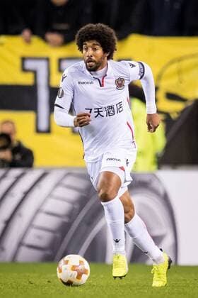 Dante of OGC Nice during the UEFA Europa League group K match between Vitesse Arnhem and OGC Nice at Gelredome on December 07, 2017 in Arnhem, The Netherlands UEFA Europa League 2017 2018 xVIxVIxImagesx xRonaldxBonestrooxIVx 9510334