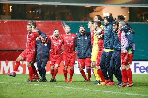 Essevee s players celebrate after winning a soccer game between Belgian club SV Zulte Waregem and Italian club Societa Sportiva Lazio, the sixth and last match of the group stage (Group K) of the UEFA Europa League competition, Thursday 07 December 2017 in Waregem. KURTxDESPLENTER  x05215281x