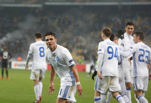 December 7, 2017 - Kiev, Ukraine - Dynamo s Junior Moraes celebrates with his teammates after scoring during the UEFA Europa League group stage football match between Dynamo Kyiv and FK Partizan in Kiev on December 7, 2017. Dinamo Kiev v Partizan - UEFA Europa League  - ZUMAn230 20171207_zaa_n230_601 Copyright: xSergiixKharchenkox