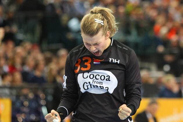 Germany Germany vs Netherlands Netherlands 08 12 2017 23rd IHF Women s Handball World Championship Germany 2017 Preliminary Round Group D Germany vs Netherlands Arena Leipzig Handball World Cup Womens Preliminary Group D Germany vs Netherlands Netherlands Pictured Goalkeeper Keeper Tess Wester 33 NED rejoicing xjkx