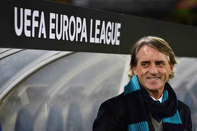 December 7, 2017 - San Sebastian, Basque Country, Spain - Roberto Mancini, head coach of Zenit, gives instructions during the UEFA Europa League Group L football match between Real Sociedad and Zenit at the Anoeta Stadium, on 7 December 2017 in San Sebastian, Spain Real Sociedad v Zenit St. Petersburg - UEFA Europa League  - ZUMAn230 20171207_zaa_n230_816 Copyright: xJosexIgnacioxUnanuex